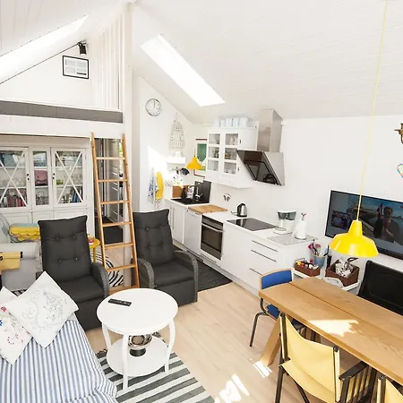 Lis. & Joh. 20 Holiday House Kerteminde