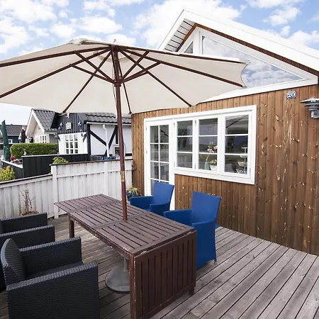 Lis. & Joh. 20 Holiday House Kerteminde